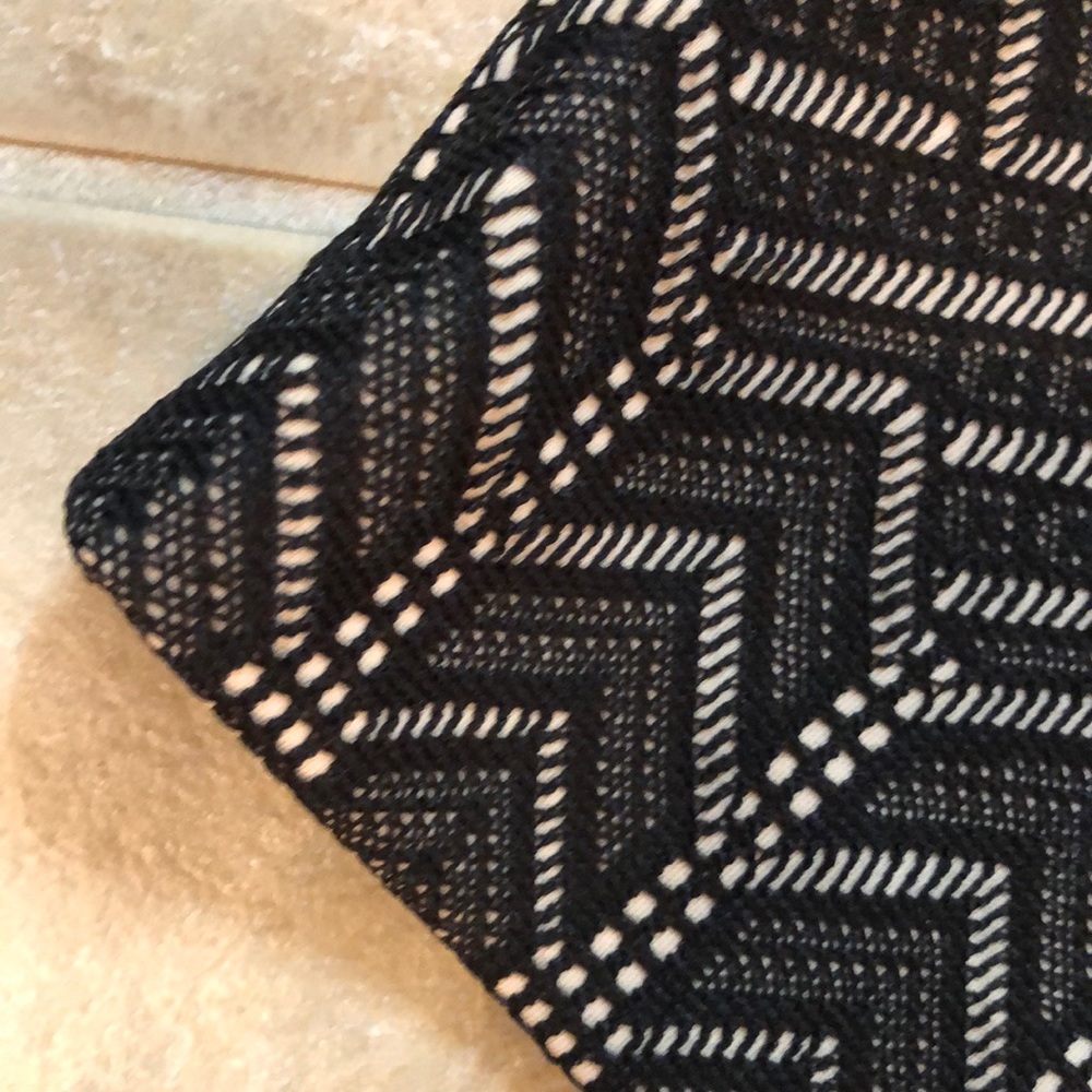💙Pattern Pencil Skirt - Picture 3 of 5